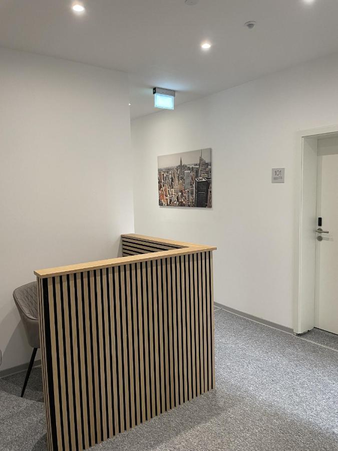Hotel-Am-Bahnhof Stuttgart-Ditzingen Kültér fotó